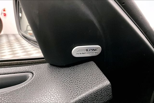 2023 Chrysler 300 Touring L - Photo 30