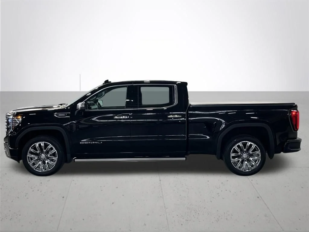 Used 2023 Black GMC Denali image 13