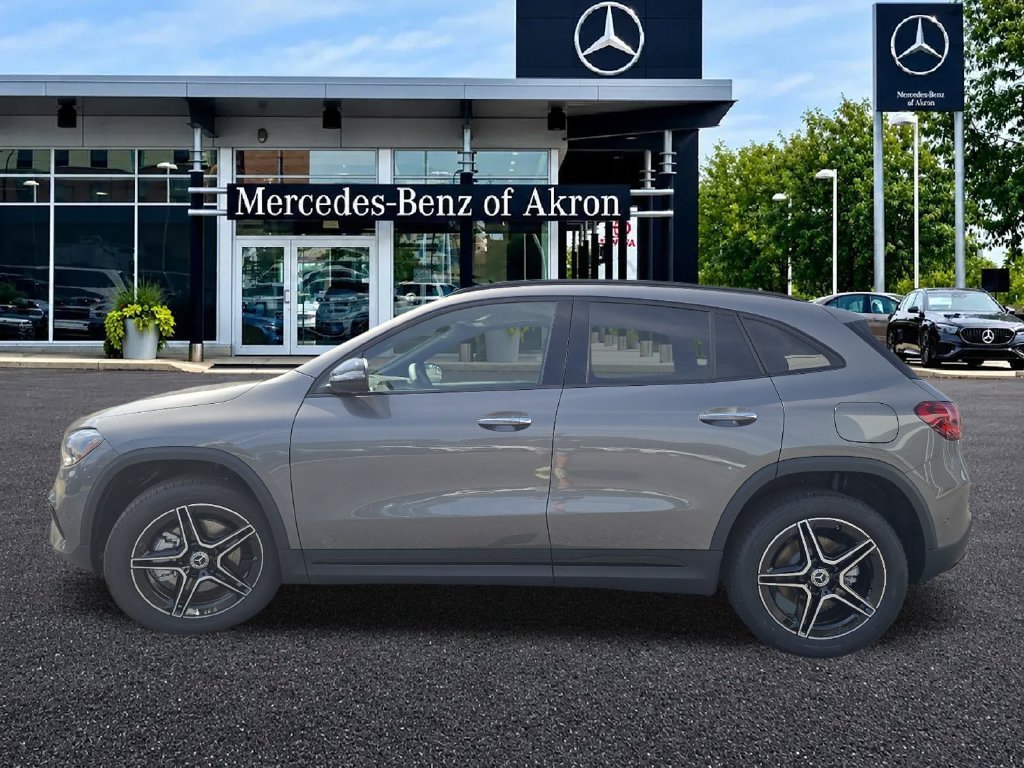 New 2026 Mountain Grey Metallic Mercedes-Benz GLA 250 image 23