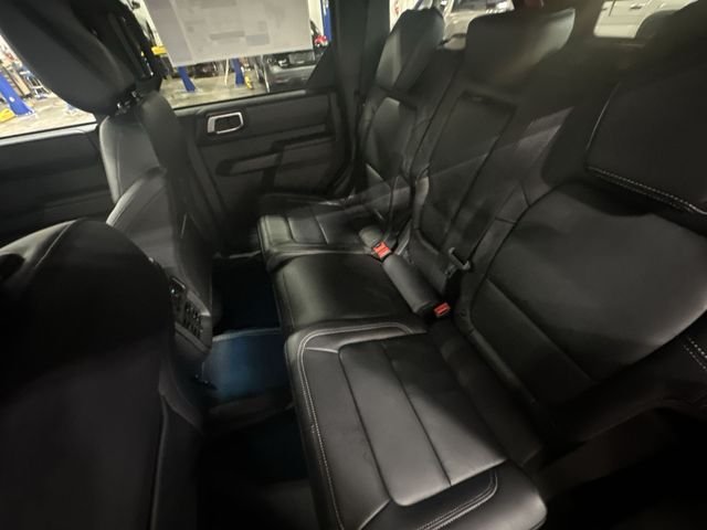 New 2026 Ruby Red Metallic Tinted Clearcoat Ford Outer Banks® image 30
