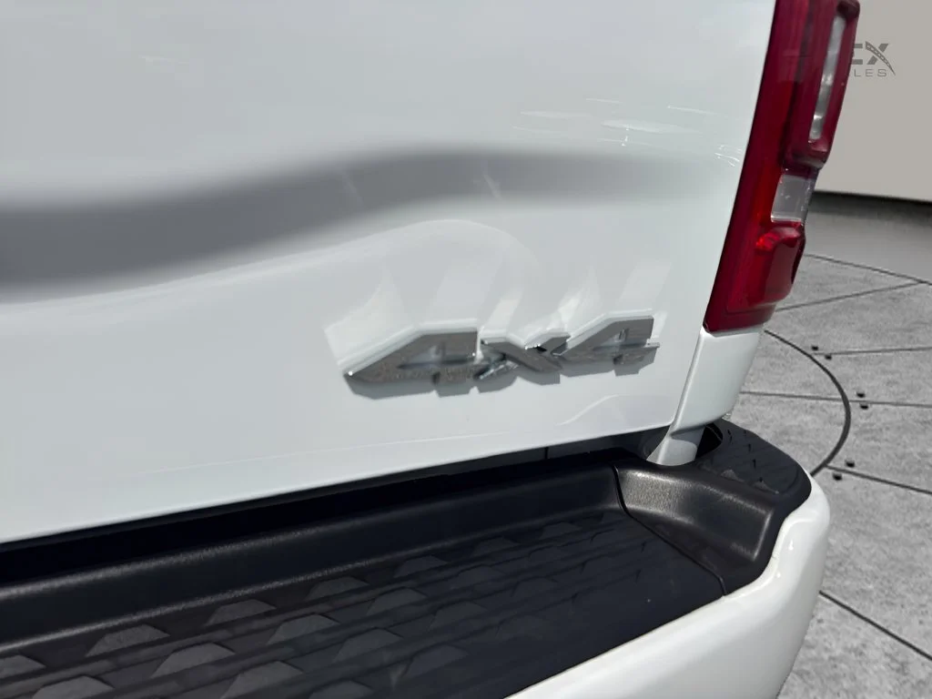 Used 2024 White Ram Laramie image 27