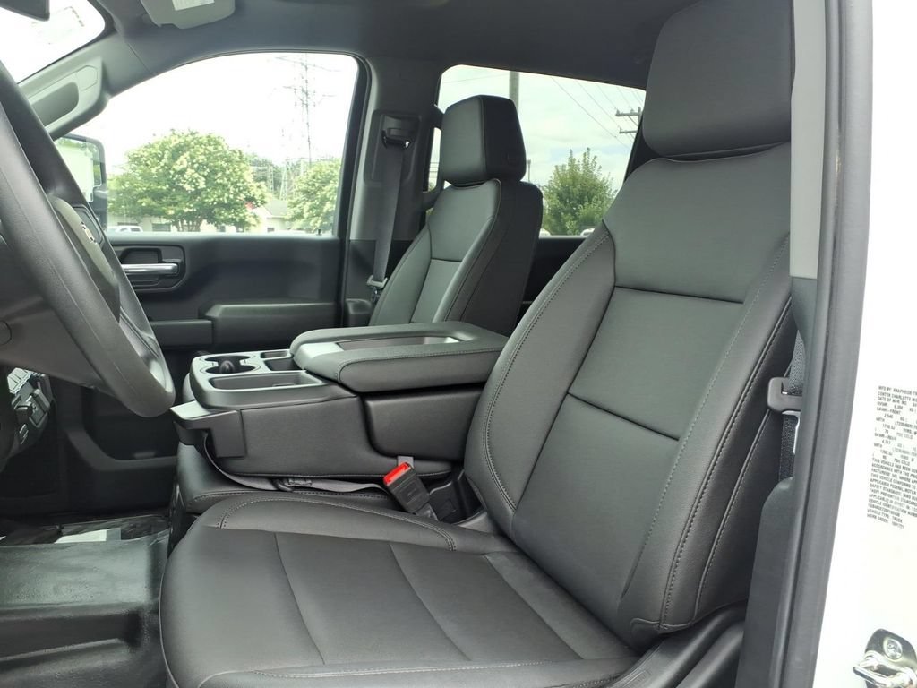 New 2025 Summit White Chevrolet Work Truck image 13