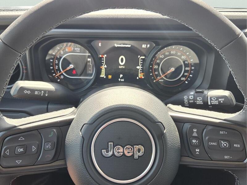 New 2026 Tuscadero Pearlcoat Jeep RUBICON 4 DOOR 4X4 image 27