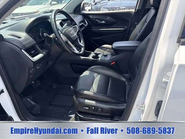 Used 2024 White GMC SLT image 28