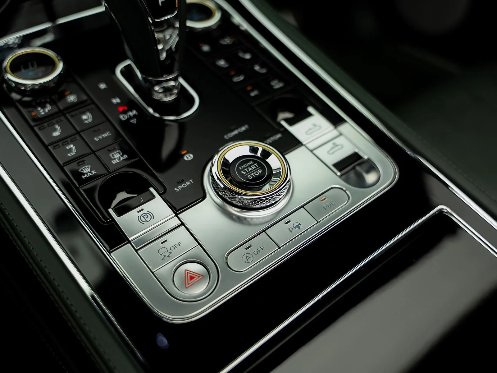 Used 2021 Green Bentley V8 image 51
