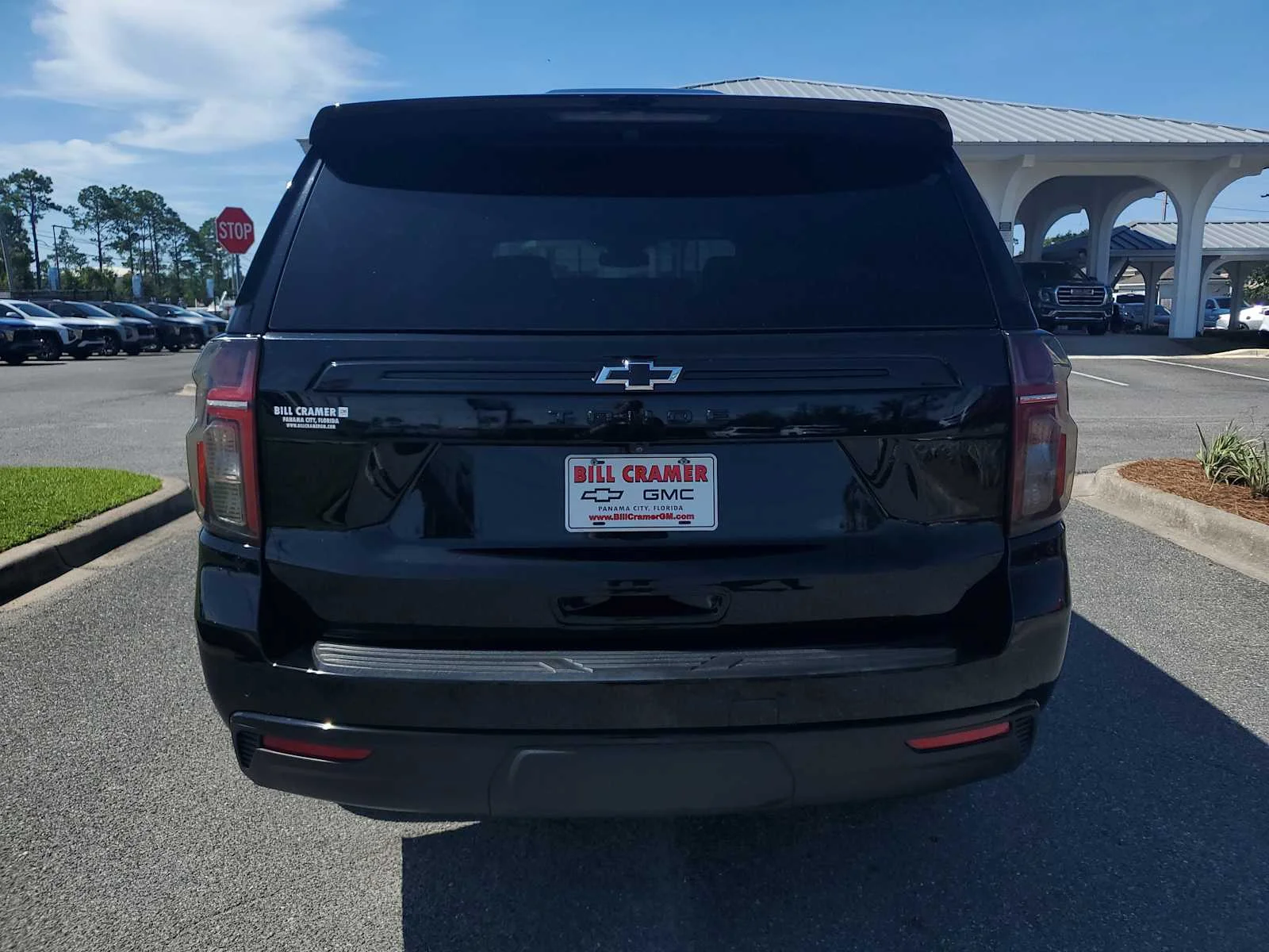 Used 2023 Black Chevrolet Z71 image 4