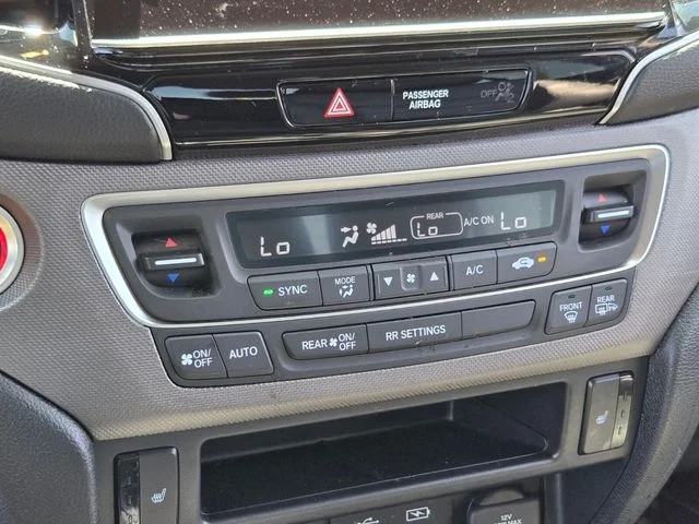 Used 2025 Black Honda RTL image 29