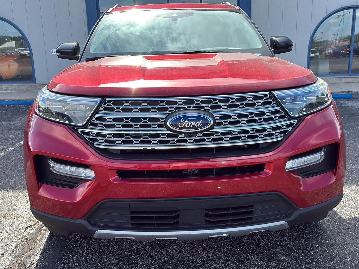 Used 2021 Rapid Red Metallic Tinted Clearcoat Ford Limited image 8