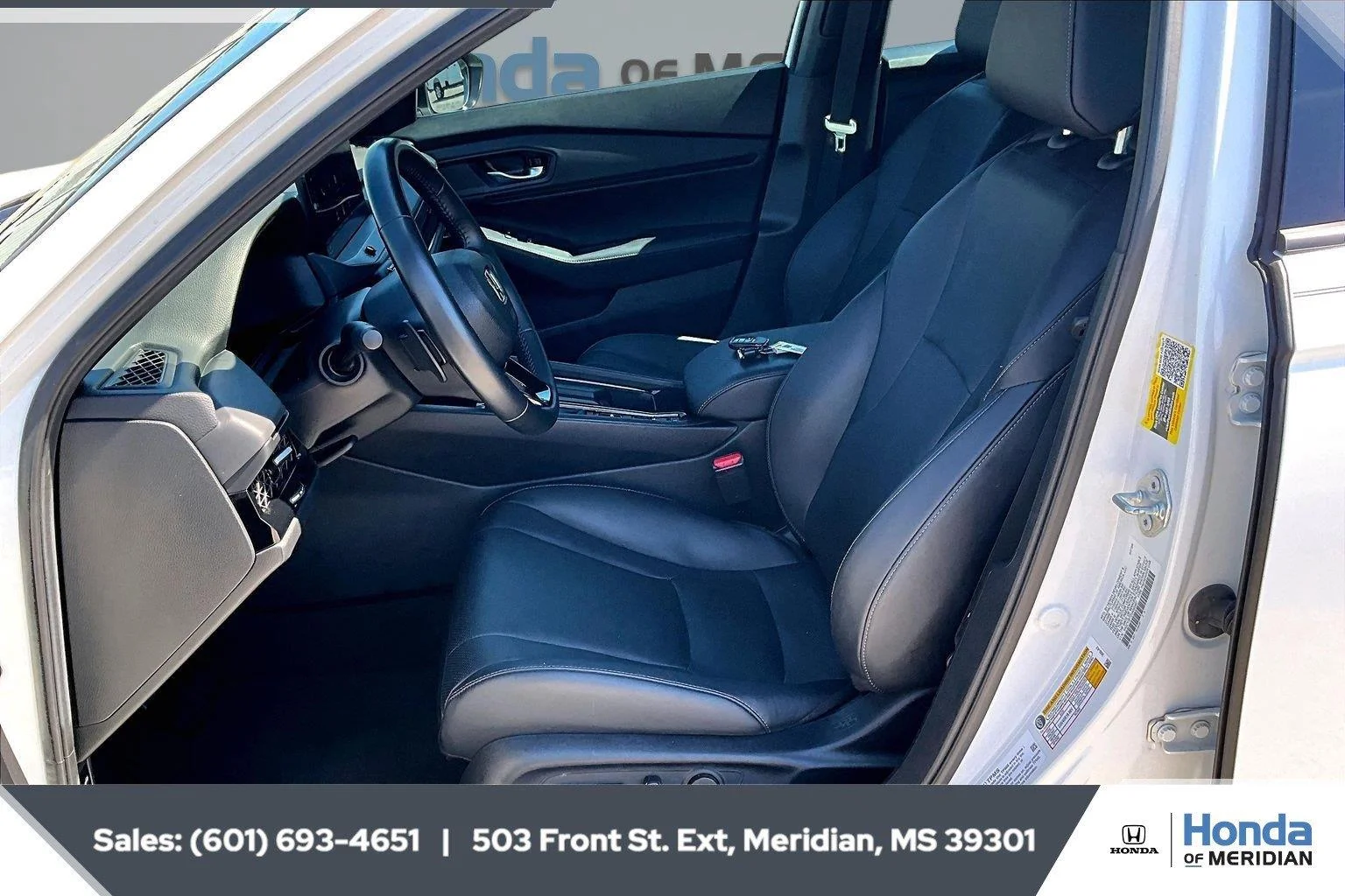 Used 2025 Platinum White Pearl Honda Sport-L image 18