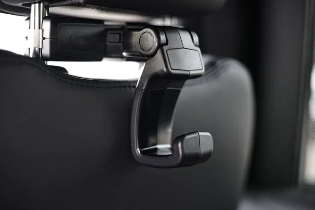 New 2026 Santorini Black Land Rover SE image 35