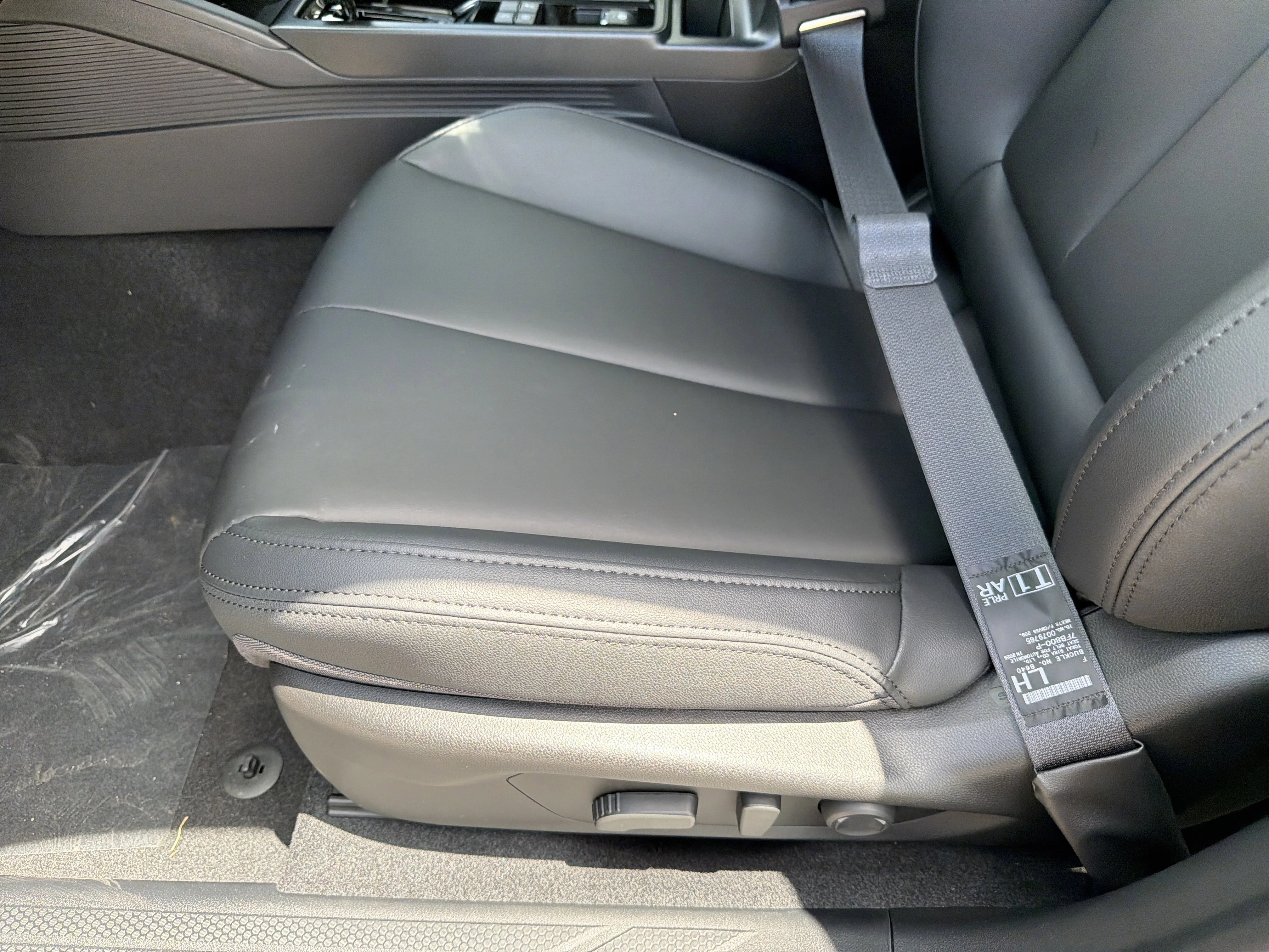 New 2026 MAGNETITE GRAY METALLIC Subaru Premium image 21