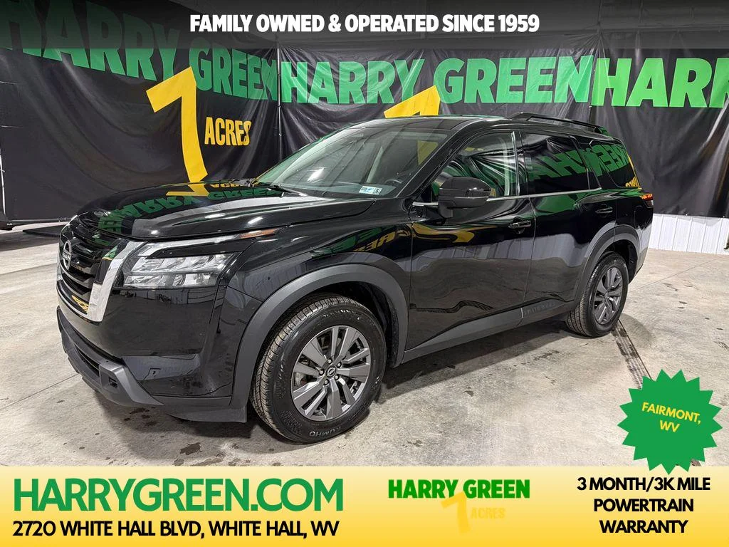 2025 Nissan Pathfinder SV 4WD's photo