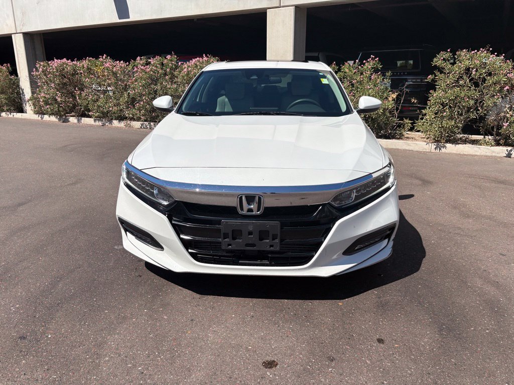 Used 2018 White Honda EX image 3