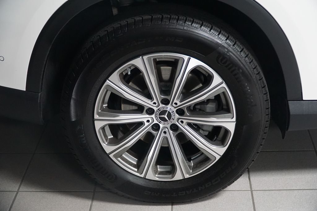 Certified Used 2026 White Mercedes-Benz GLC 300 image 11