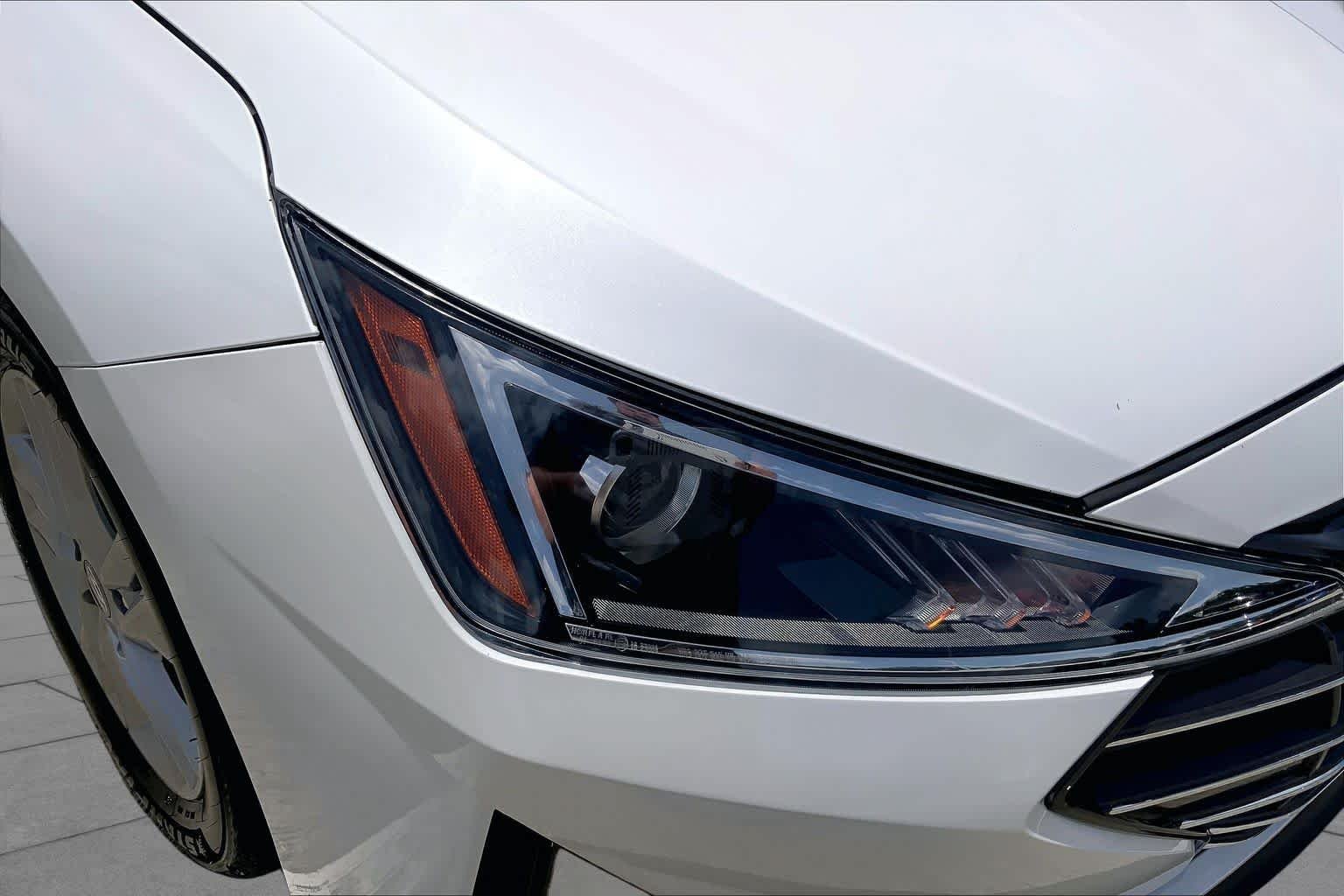 Used 2020 Quartz White Pearl Hyundai SEL image 27