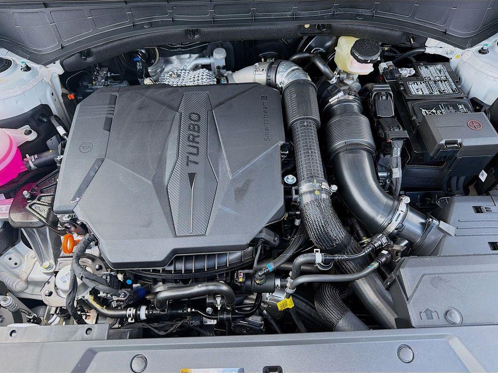 New 2026 Shimmering Silver Hyundai SEL FWD image 22