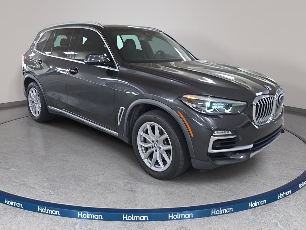 Used 2020 Dark Graphite Metallic BMW sDrive40i image 4