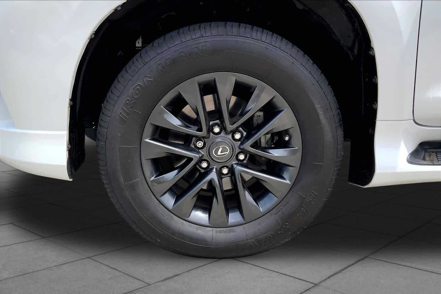 Used 2020 Starfire Pearl Lexus Premium image 20