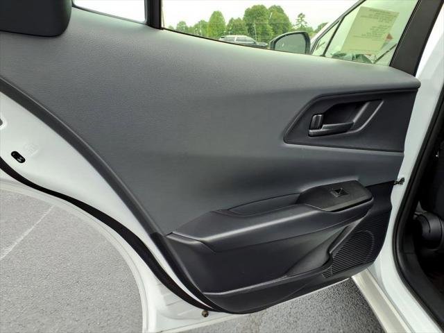 Used 2025 White Toyota  image 13