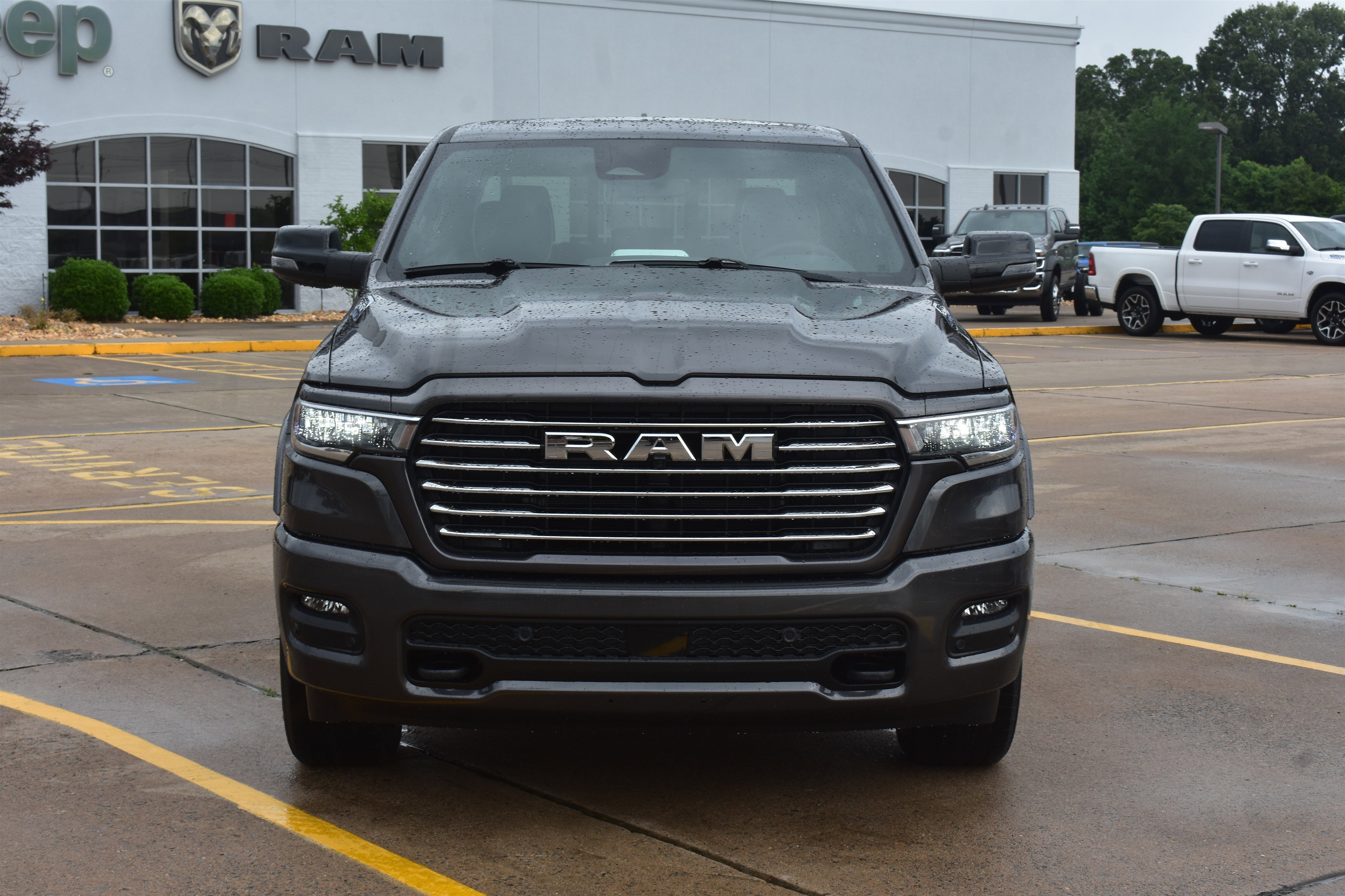 New 2026 Granite Crystal Metallic Clear-Coat Exterior Paint RAM Laramie image 2