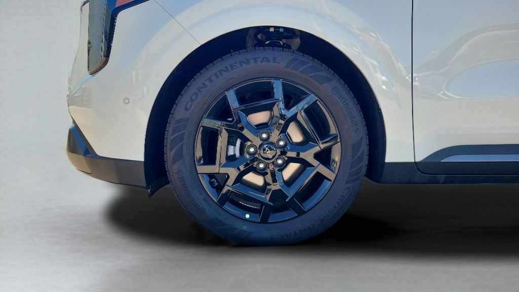 New 2026 Snow White Pearl Kia SX image 28