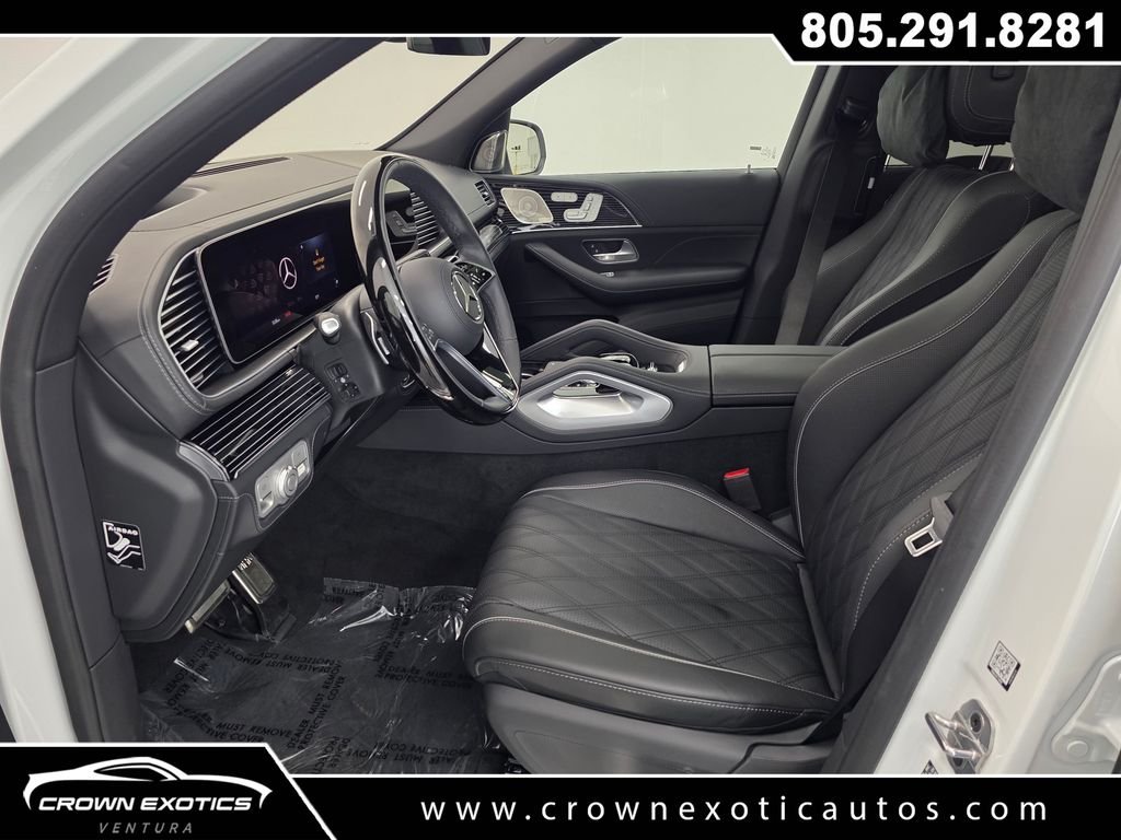 Used 2026  Mercedes-Benz Maybach GLS 600 image 33