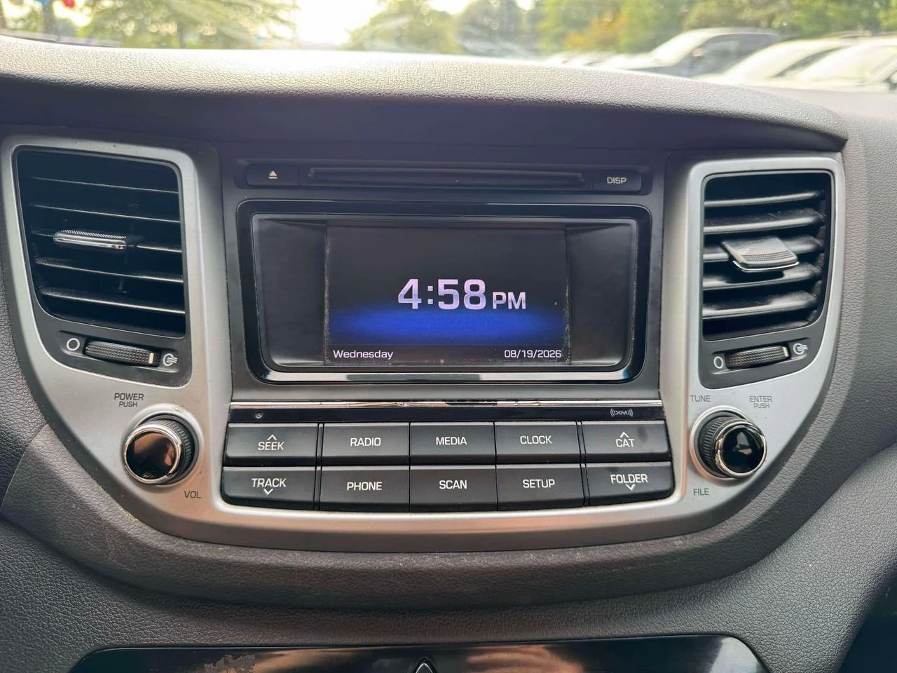 Used 2017 Black Noir Pearl Hyundai SE image 31
