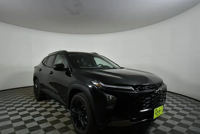 New 2026 Mosaic Black Metallic Chevrolet ACTIV image 8