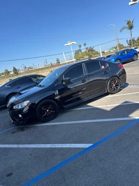 Used 2017 Crystal Black Silica Subaru Premium image 3