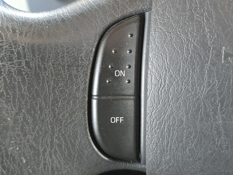 Used 2014 Oxford White Ford Base image 10