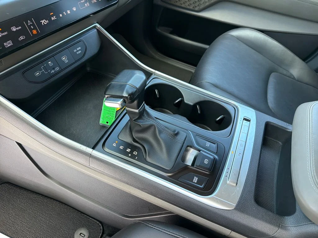 Used 2025 Gray Kia LXS image 23