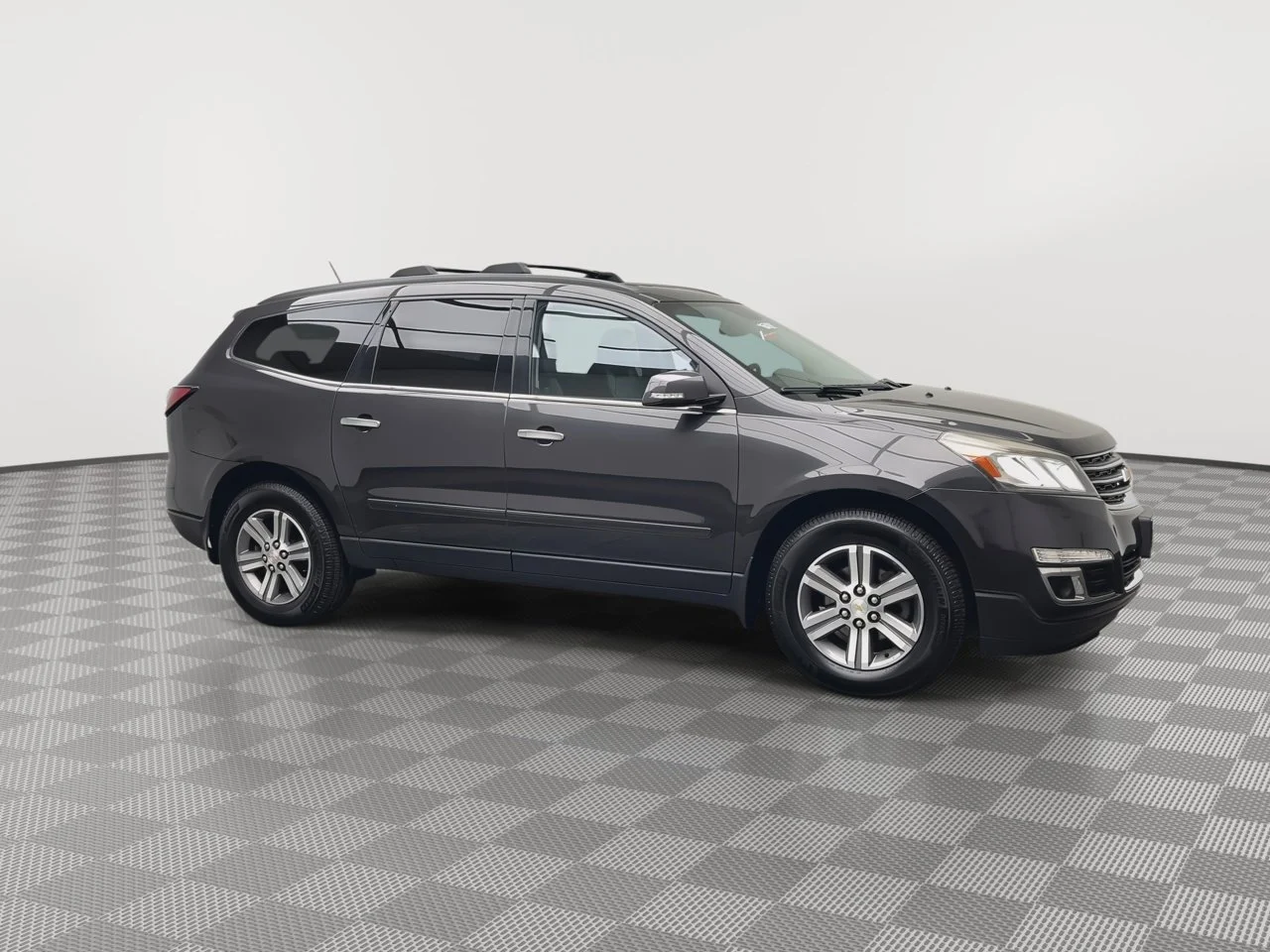 Used 2017 TUNGSTEN METALLIC Chevrolet LT image 39