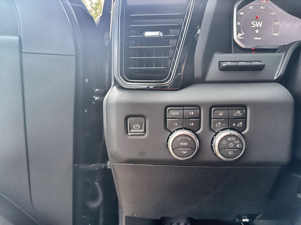 New 2026 Onyx Black GMC AT4X image 15