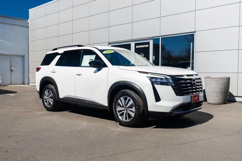 New 2026 Everest White Pearl TriCoat Nissan SL image 29