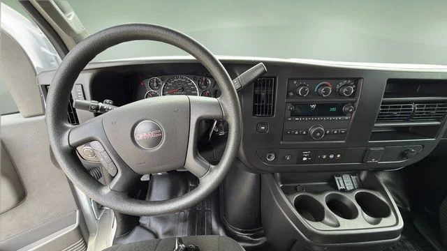 Used 2025 White GMC Work Van image 13