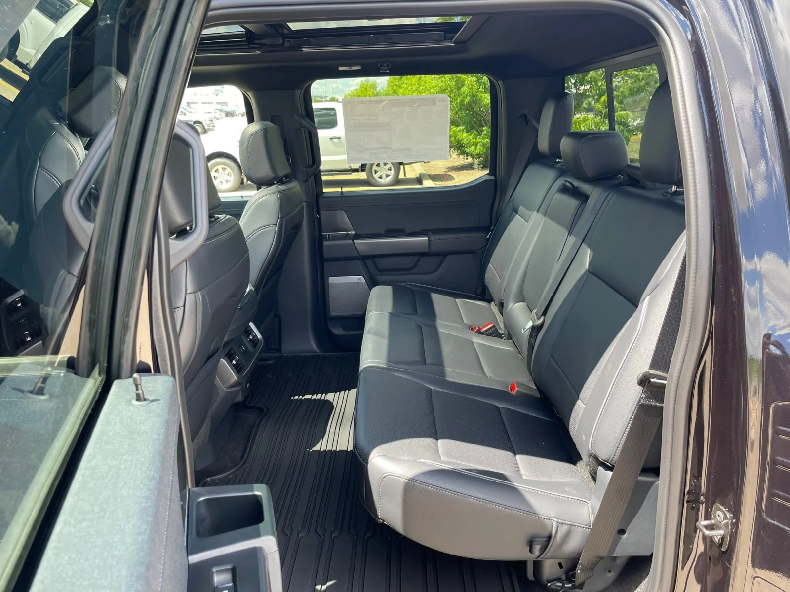 New 2026 Agate Black Metallic Ford Lariat image 17