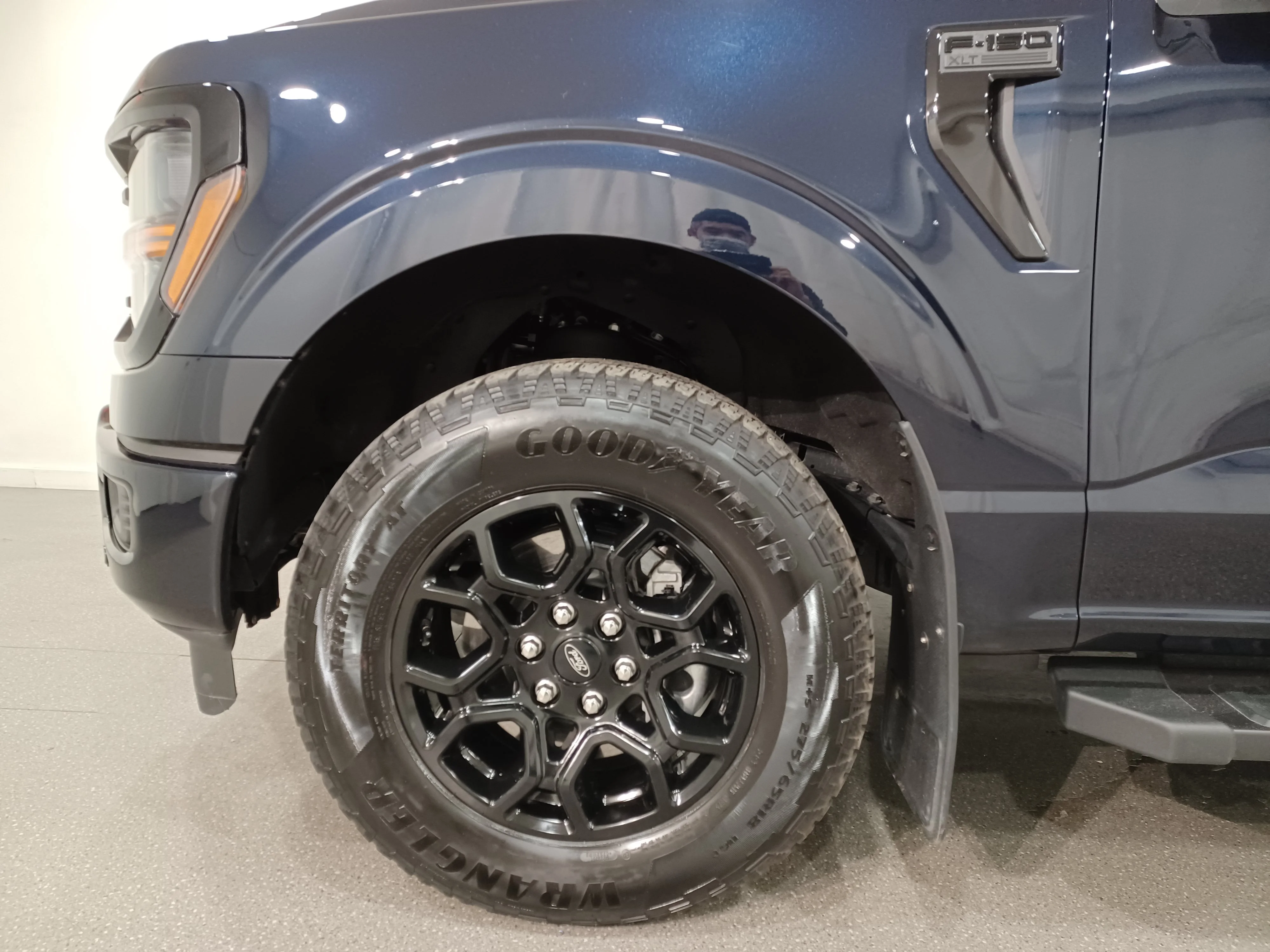 Used 2025 Antimatter Blue Metallic Ford XLT 4WD*Adaptive Cruise | Remote Start | Nav | 360 Cam | Htd Seats | Black Appearance Pkg | Tow Pkg image 19