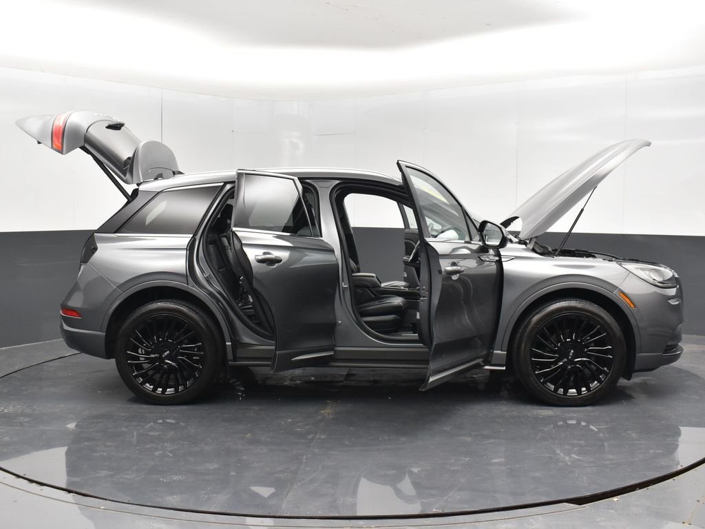 Used 2022 Gray Lincoln Reserve image 36