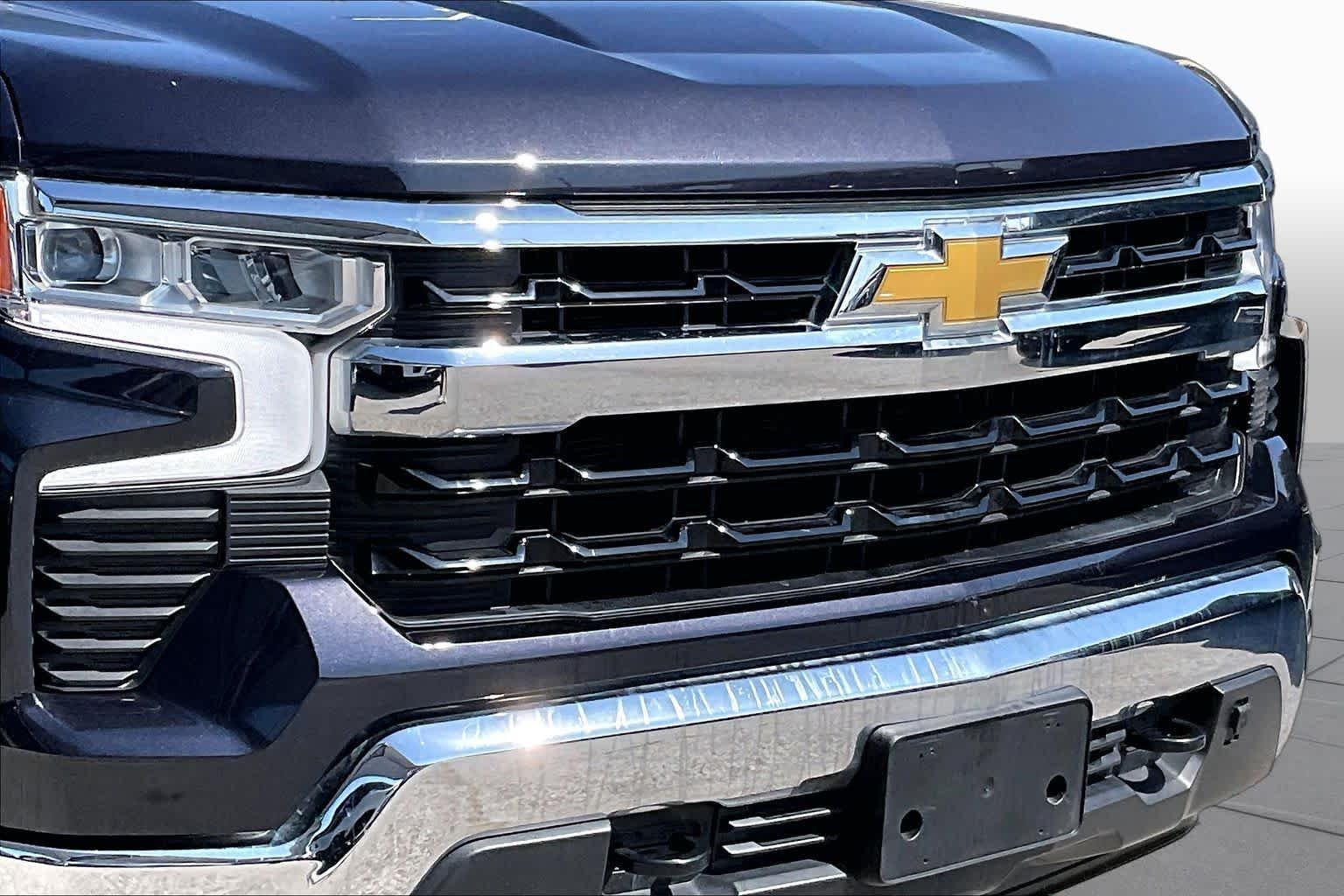 Used 2023 Dark Ash Metallic Chevrolet LT image 26