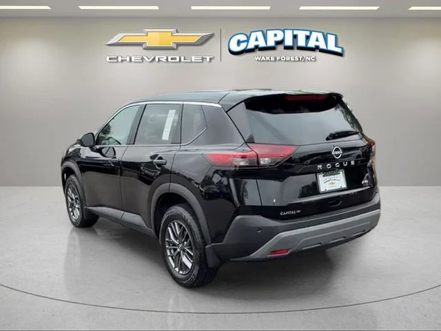 Used 2023 Black Nissan S image 3