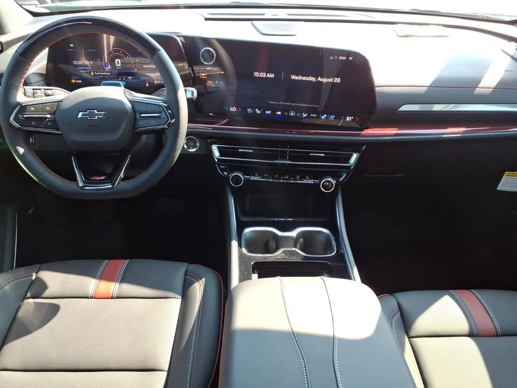 2027 Chevrolet Traverse RS - Photo 22