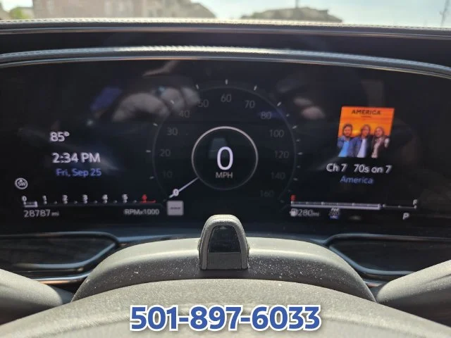 Used 2023 Silver Cadillac Premium image 25