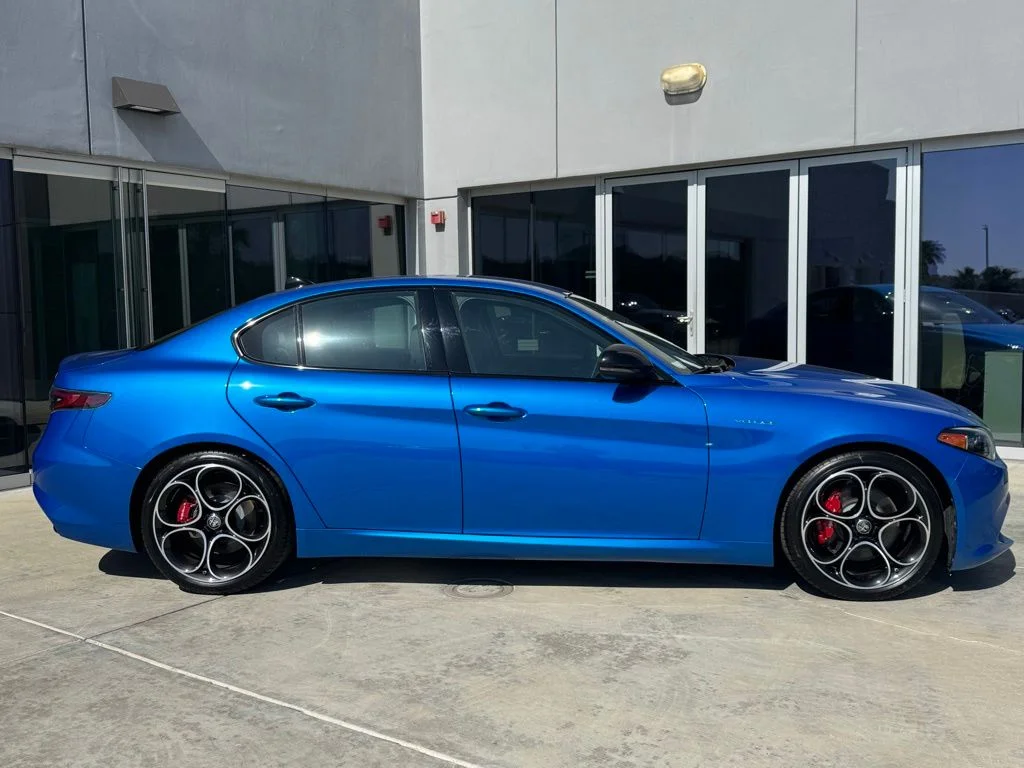 New 2026 Blue Metallic Alfa Romeo Base image 8