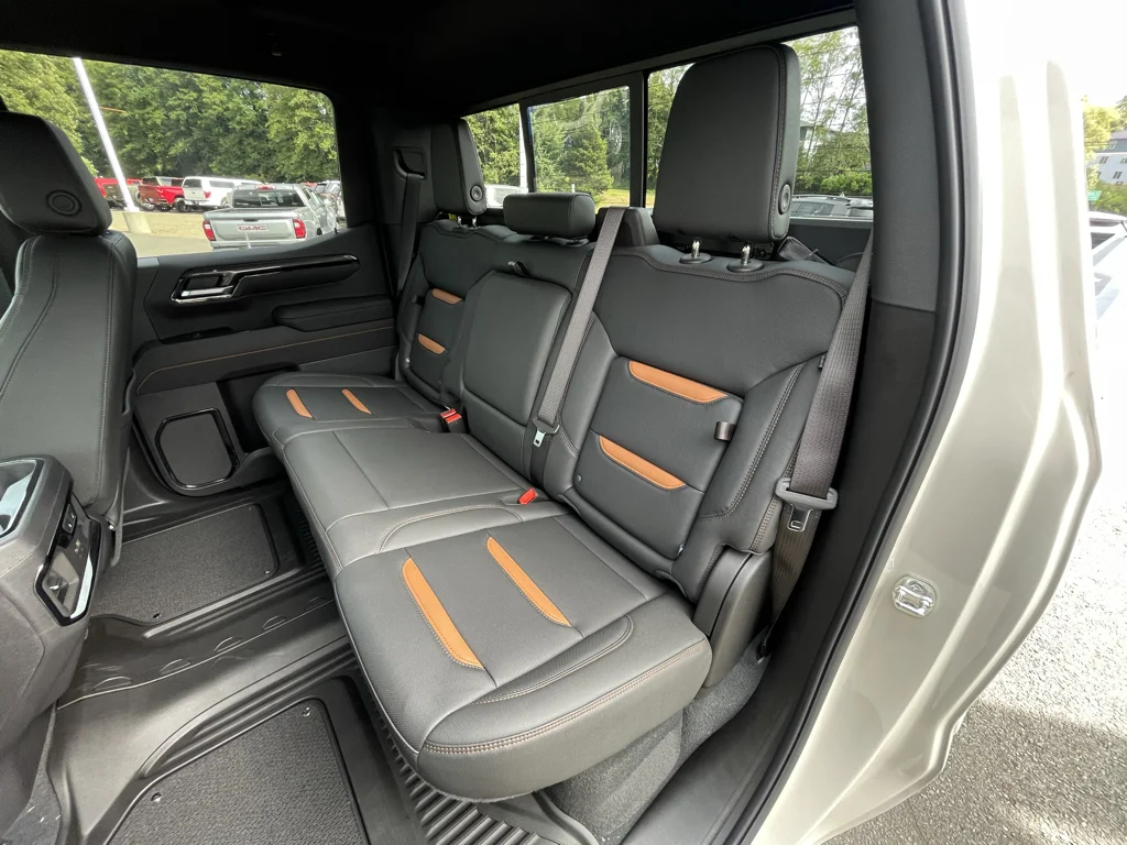 2026 GMC Sierra 1500 AT4 - Photo 30