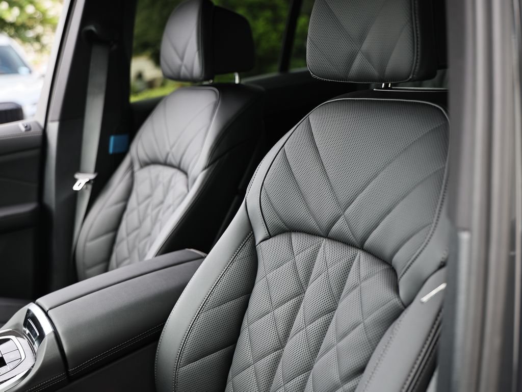 2026 BMW X5 M60i - Photo 22
