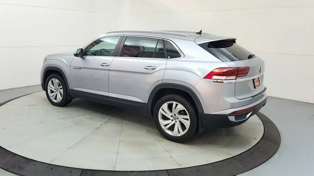 Used 2020 Silver Volkswagen 2.0T SEL image 7