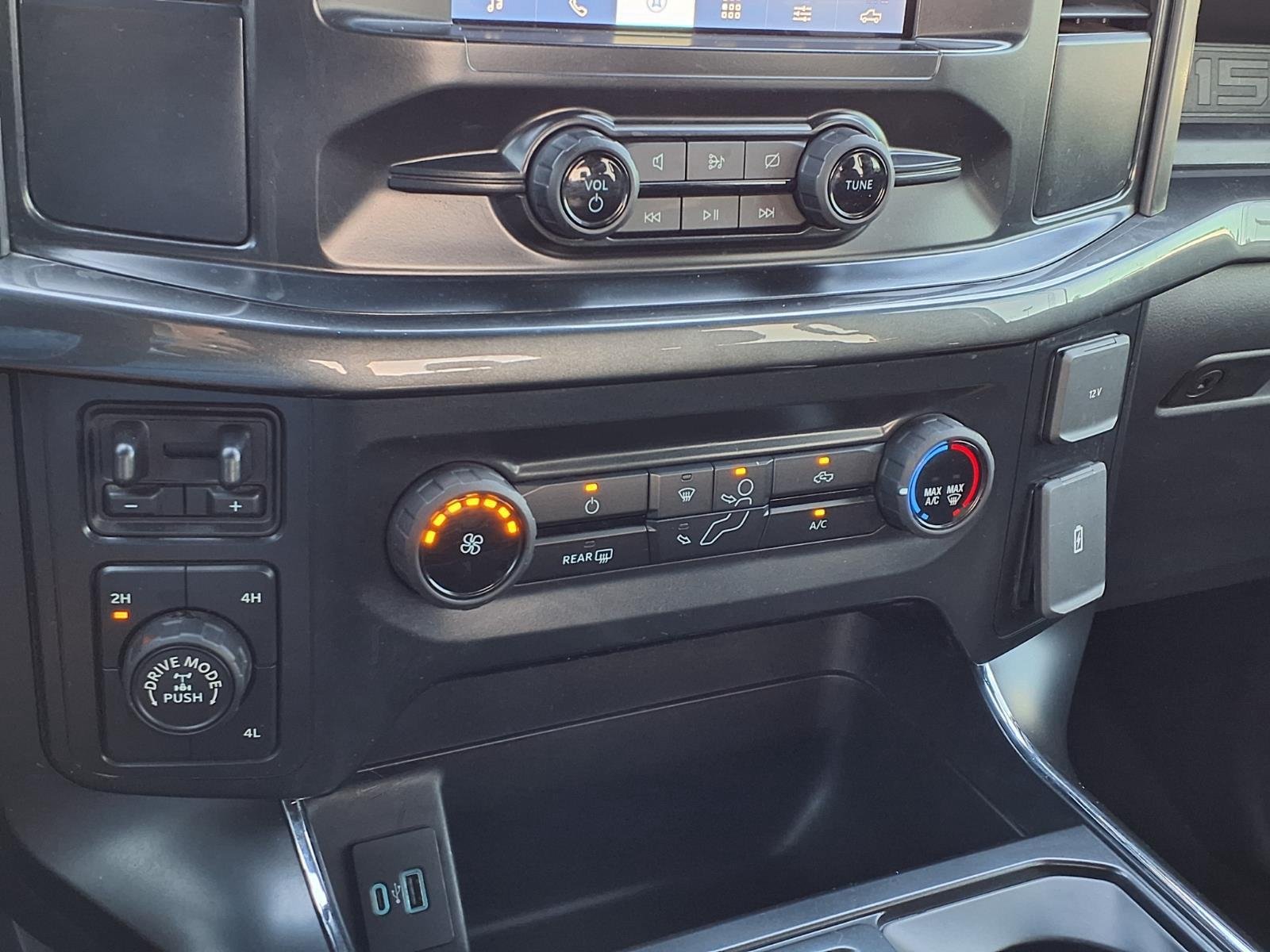 Used 2022 Gray Ford XL image 25