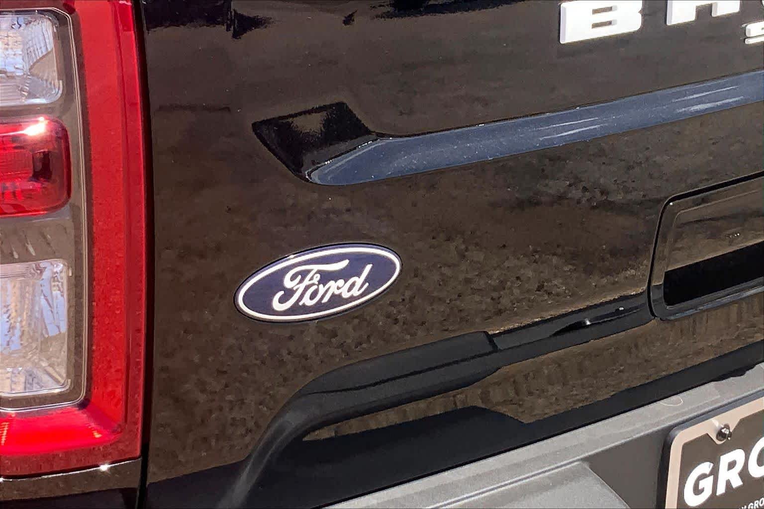 New 2026 Shadow Black Ford Big Bend® image 15