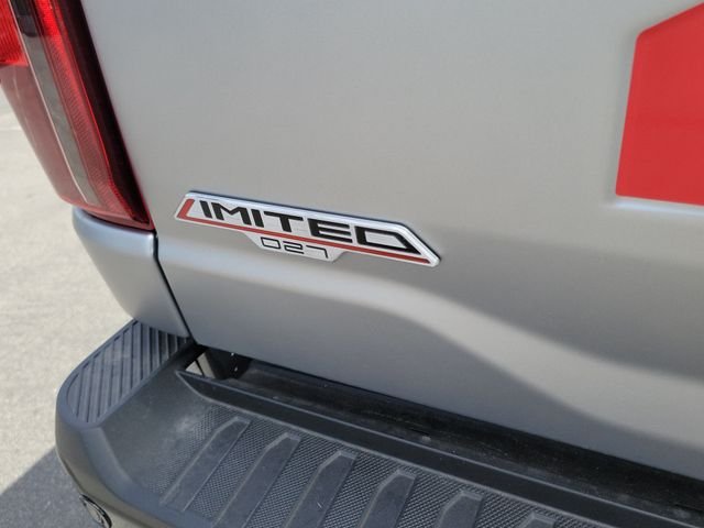 New 2026 Agate Black Metallic Ford XLT image 27