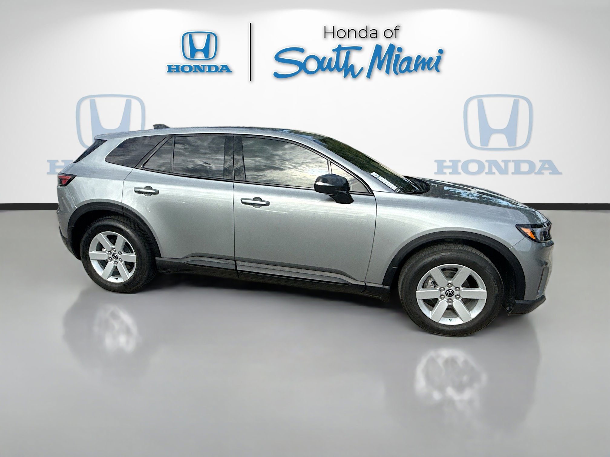Used 2024 Mercury Silver Metallic Honda EX image 8
